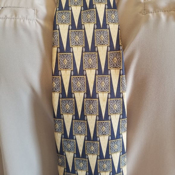 100% Silk Ties - Picture 3 of 7